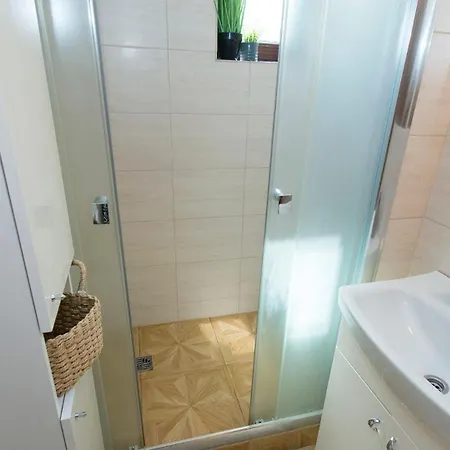 Rodzinna Przystan Nad Jeziorakiem Apartmán *